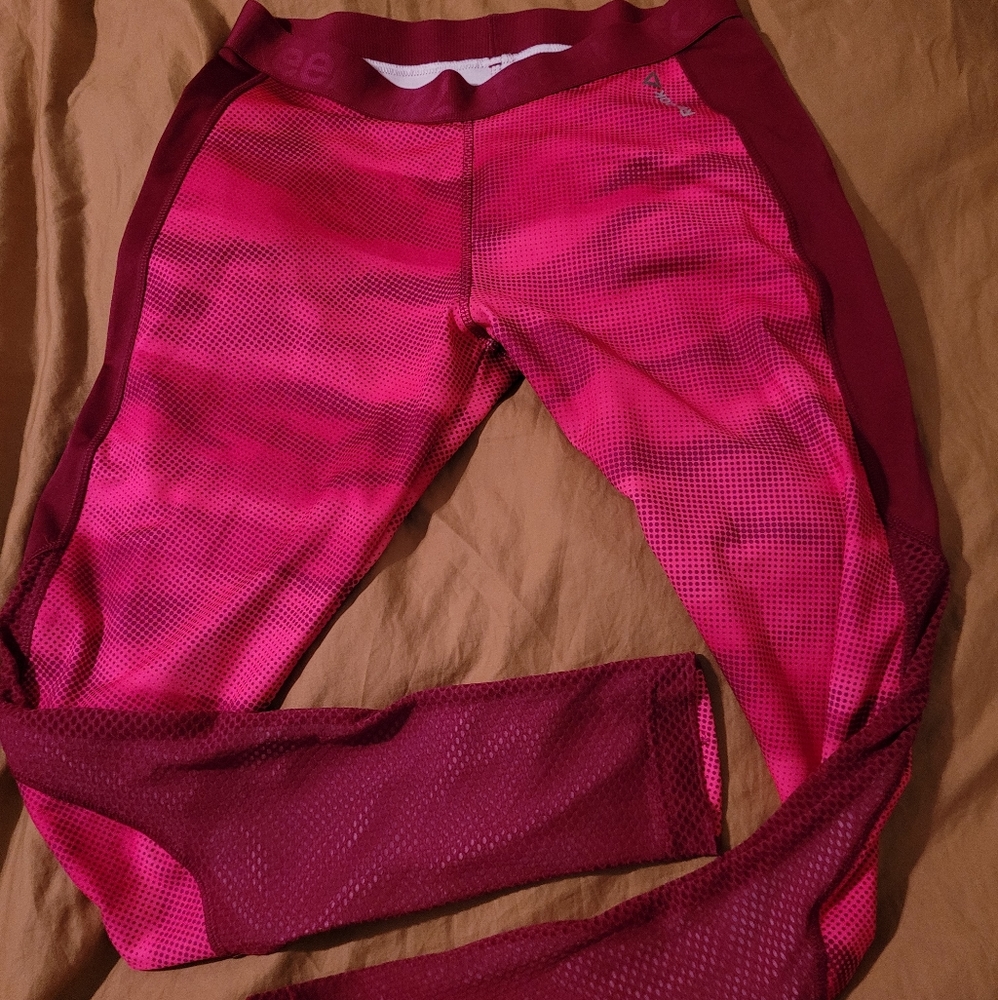 Like new Reebok leggings